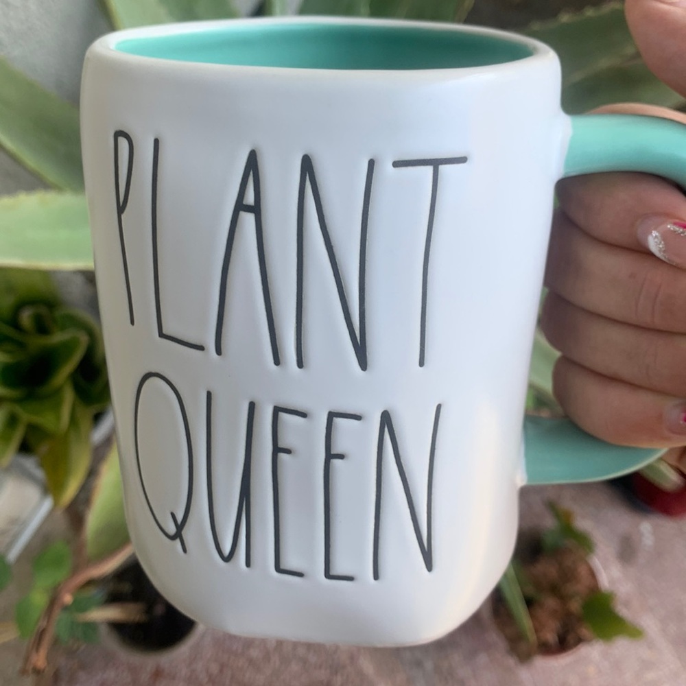 Rae Dunn PLANT QUEEN mug
